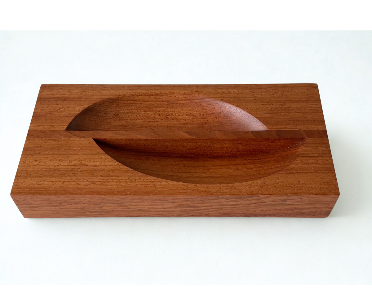 Power Carving: A Blend of Art and Woodworking