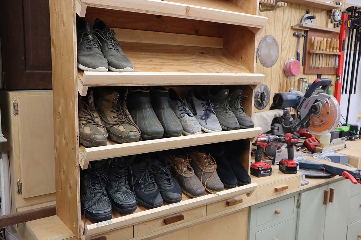 Build [a NOT SO FANCY] Shoe Rack for Work Shoes. 