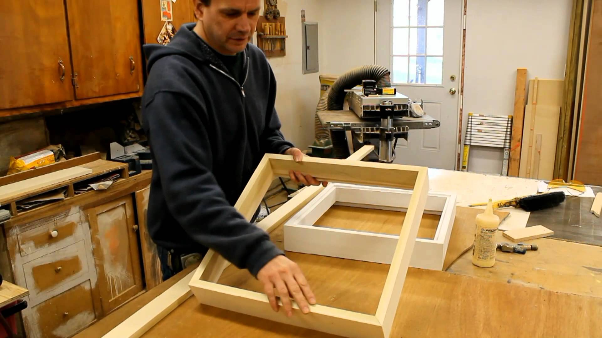Make a wood picture frame with French cleat system | Jon Peters Art & Home