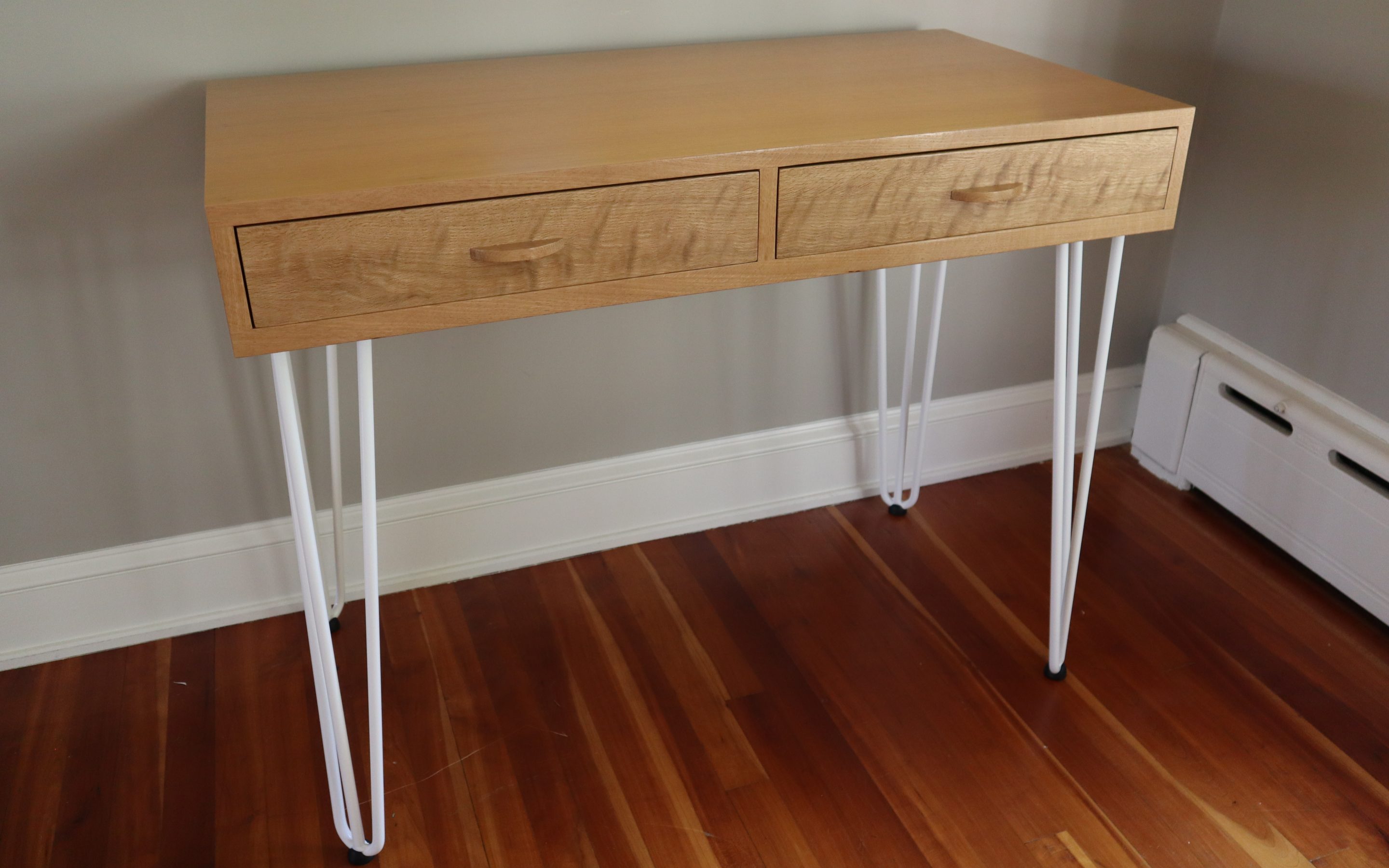 Build A Modern Desk Free Design Plans Longview Woodworking